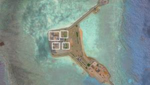 Wyspy Spratly - chińskie instalacje obronne, źródło: Asia Maritime Transparency Initiative/Digital Globe