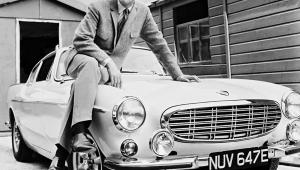 Volvo P1800 i Roger Moore jako Święty